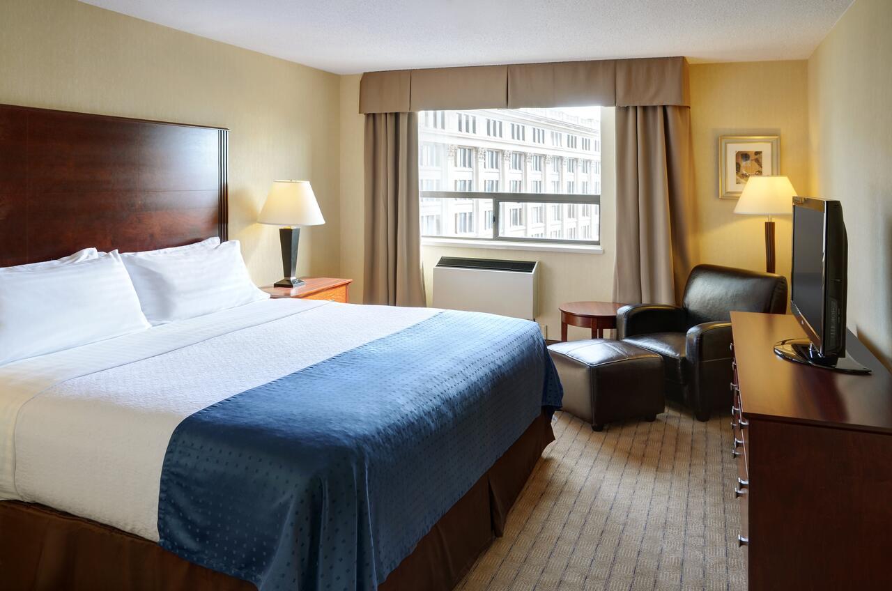 Holiday Inn & Suites Winnipeg Downtown By Ihg Esterno foto