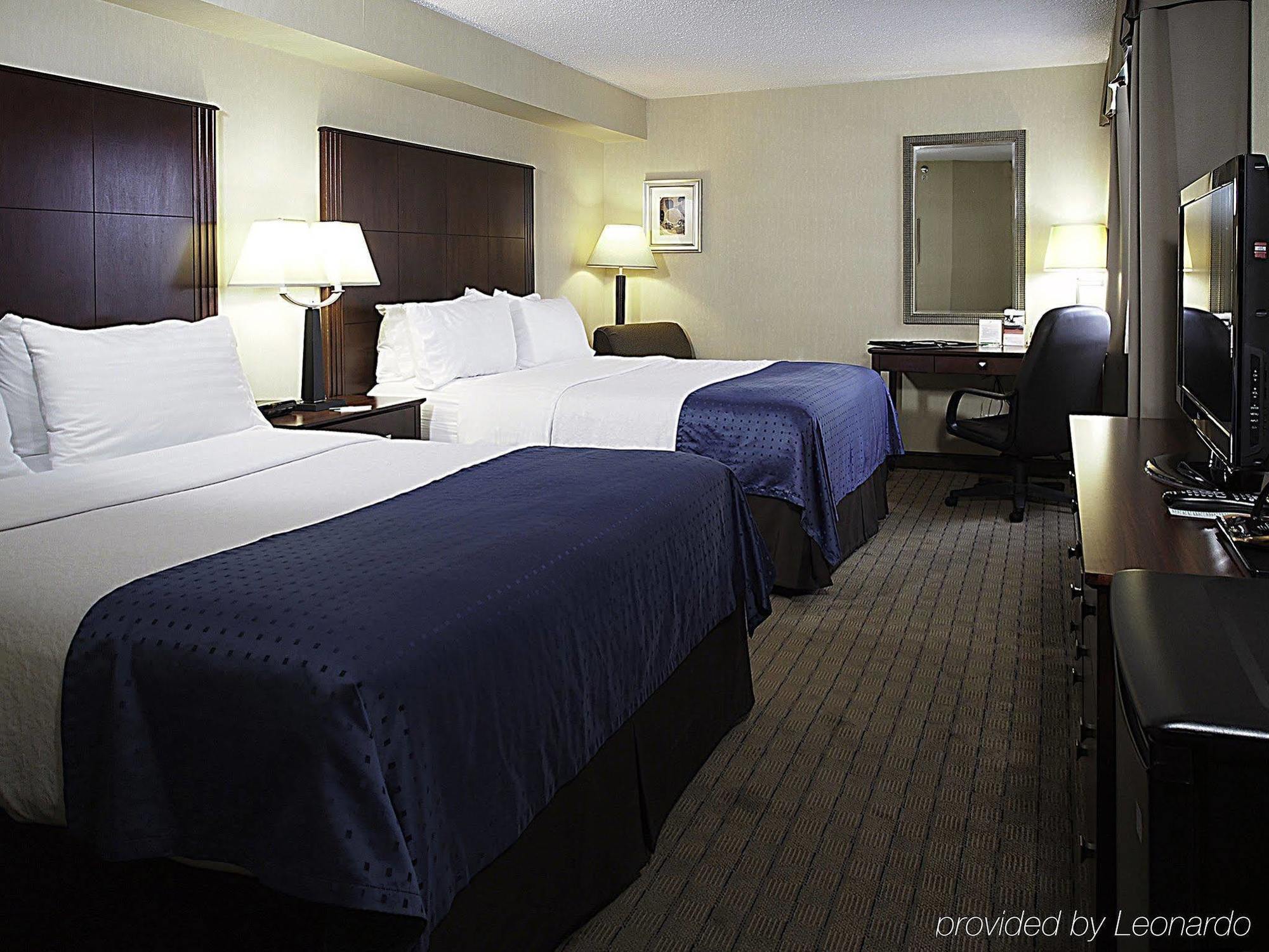 Holiday Inn & Suites Winnipeg Downtown By Ihg Esterno foto